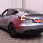 Tesla - Model Y - Long Range - Maastoauto