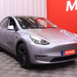 Tesla - Model Y - Long Range - Maastoauto