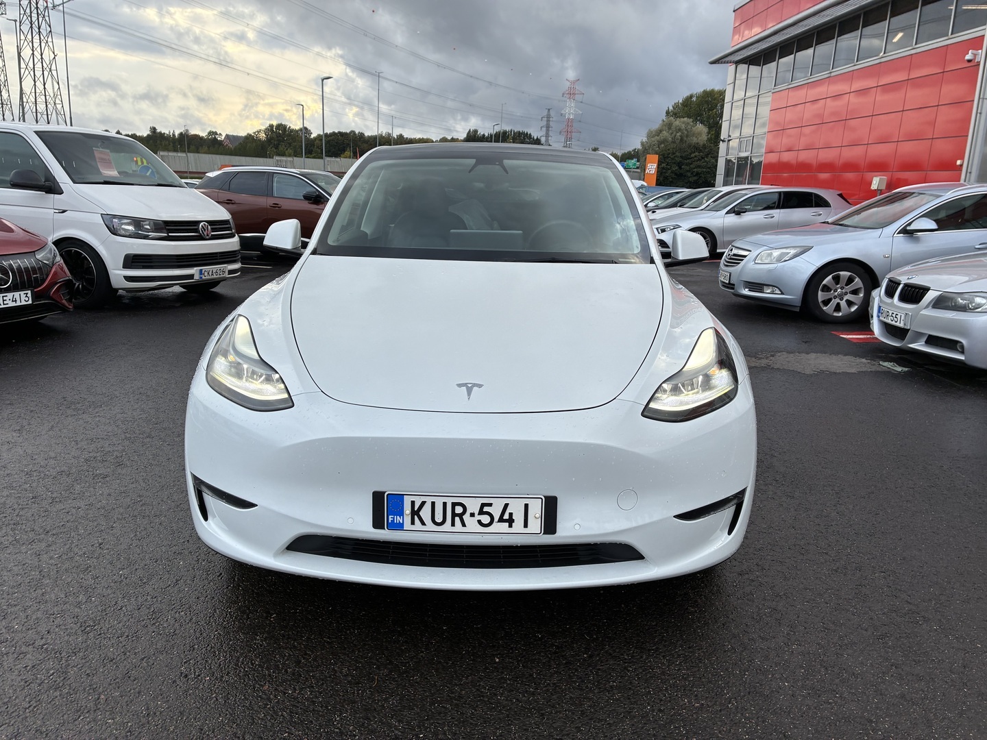 Tesla - Model Y - Performance - Maastoauto