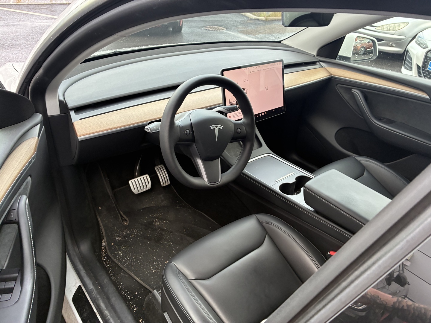 Tesla - Model Y - Performance - Maastoauto