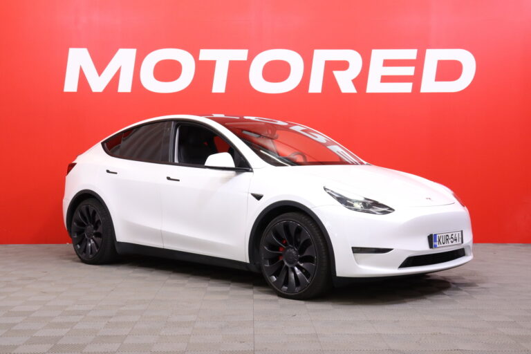 Tesla - Model Y - Performance - Maastoauto