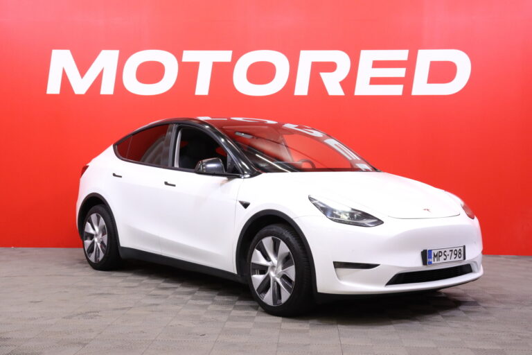 Tesla - Model Y - Long Range - Maastoauto