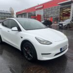 Tesla - Model Y - Performance - Maastoauto