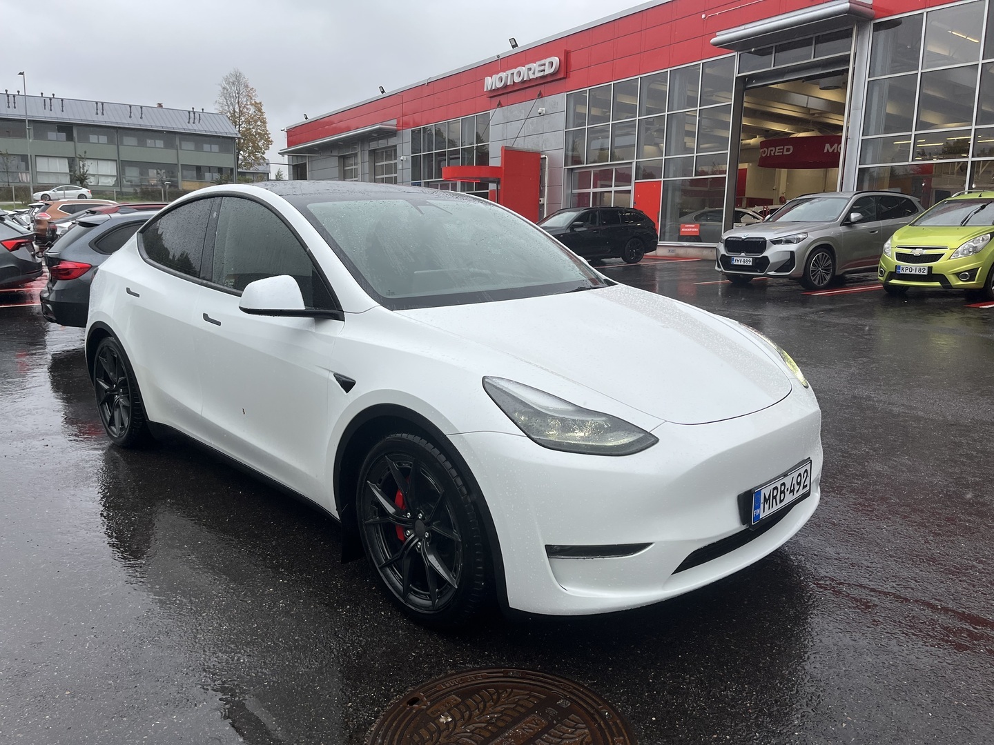 Tesla - Model Y - Performance - Maastoauto