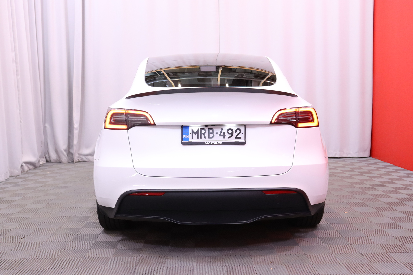 Tesla Model Y Performance 2023, kuva 4/36