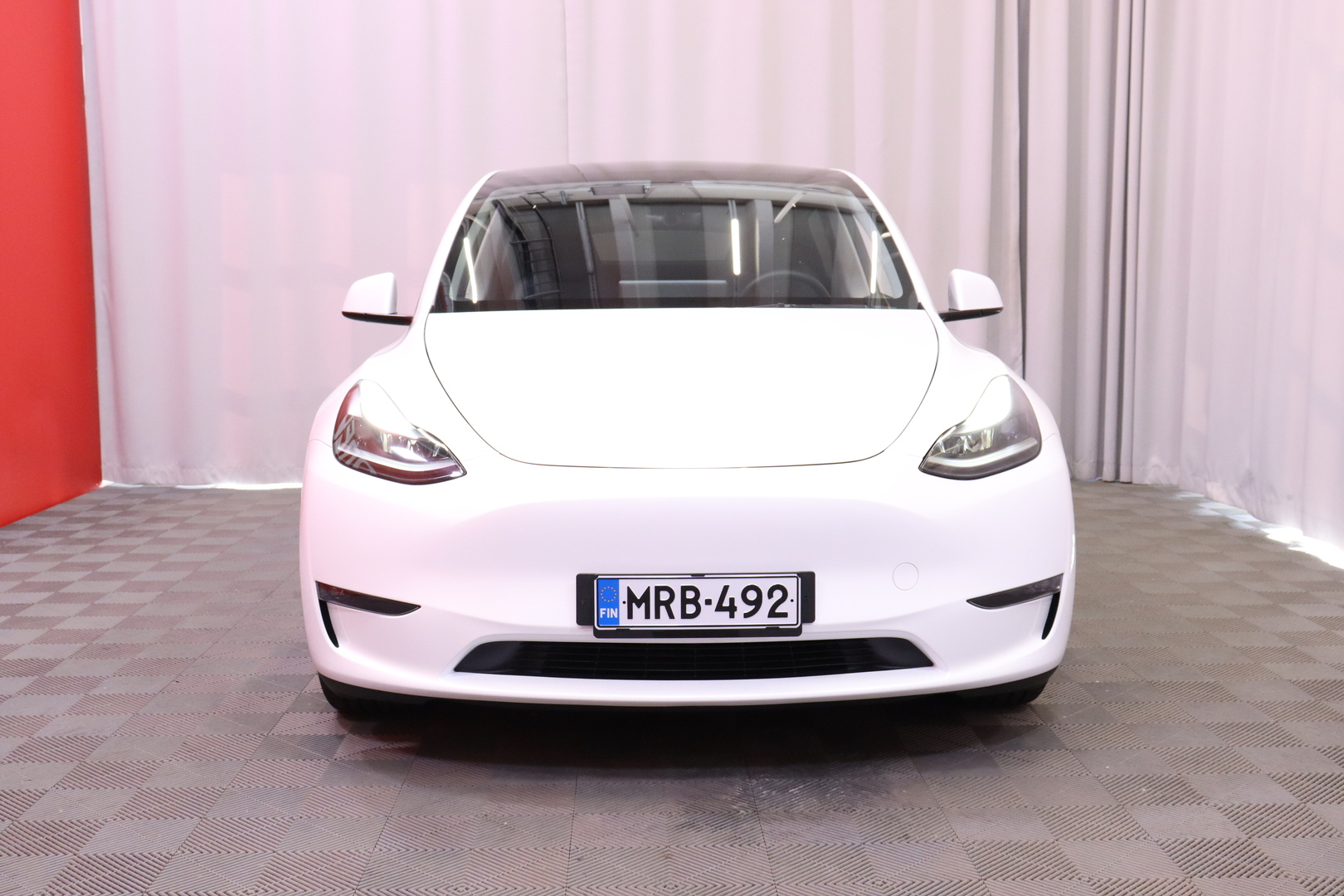 Tesla Model Y Performance 2023, kuva 7/36
