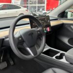Tesla - Model Y - Long Range - Maastoauto