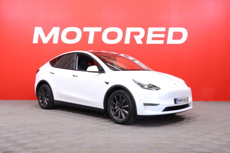 Tesla - Model Y - Long Range - Maastoauto