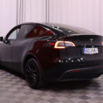 Tesla - Model Y - Long Range - Maastoauto