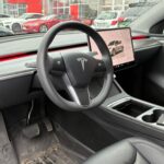 Tesla - Model Y - Long Range - Maastoauto