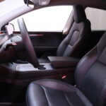 Tesla - Model Y - Long Range - Maastoauto