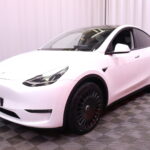 Tesla - Model Y - Long Range - Maastoauto