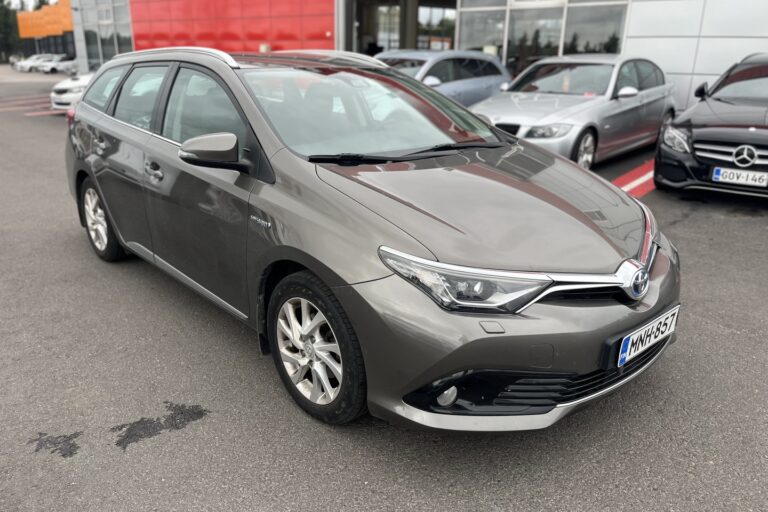 Toyota - Auris - Touring Sports 1,8 Hybrid Active Edition - Farmari