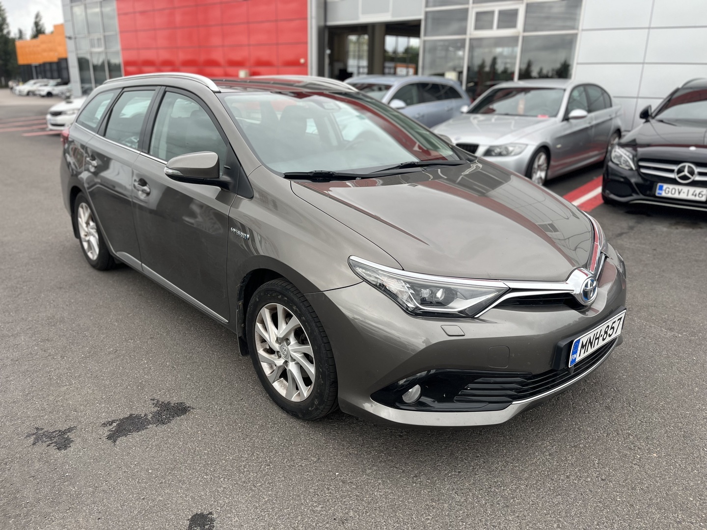 Toyota - Auris - Touring Sports 1,8 Hybrid Active Edition - Farmari