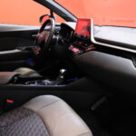 Toyota - C-HR - 1,8 Hybrid Premium - Maastoauto