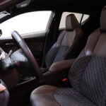 Toyota - C-HR - 1,8 Hybrid Premium - Maastoauto