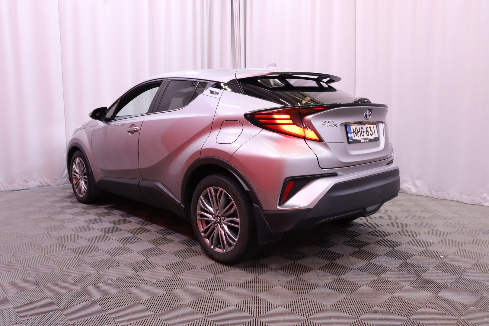 Toyota C-HR 1,8 Hybrid Premium 2021, kuva 5/33