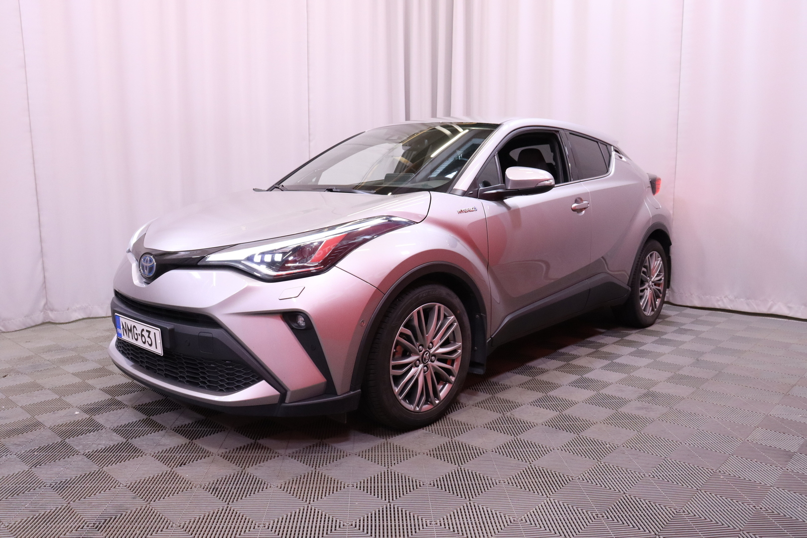 Toyota C-HR 1,8 Hybrid Premium 2021, kuva 6/33
