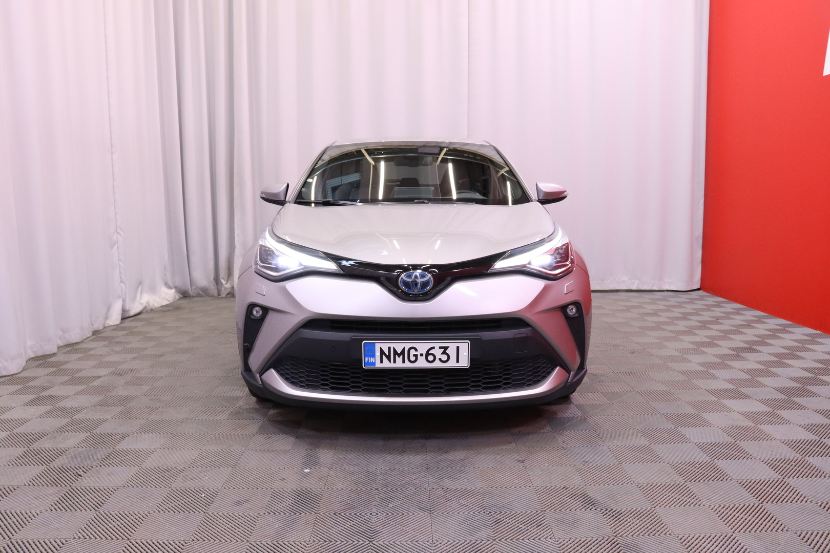 Toyota C-HR 1,8 Hybrid Premium 2021, kuva 7/33