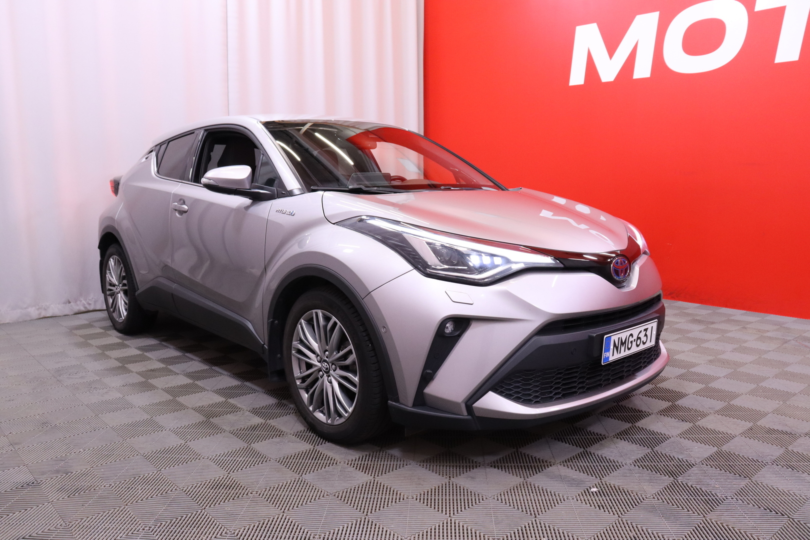 Toyota - C-HR - 1,8 Hybrid Premium - Maastoauto