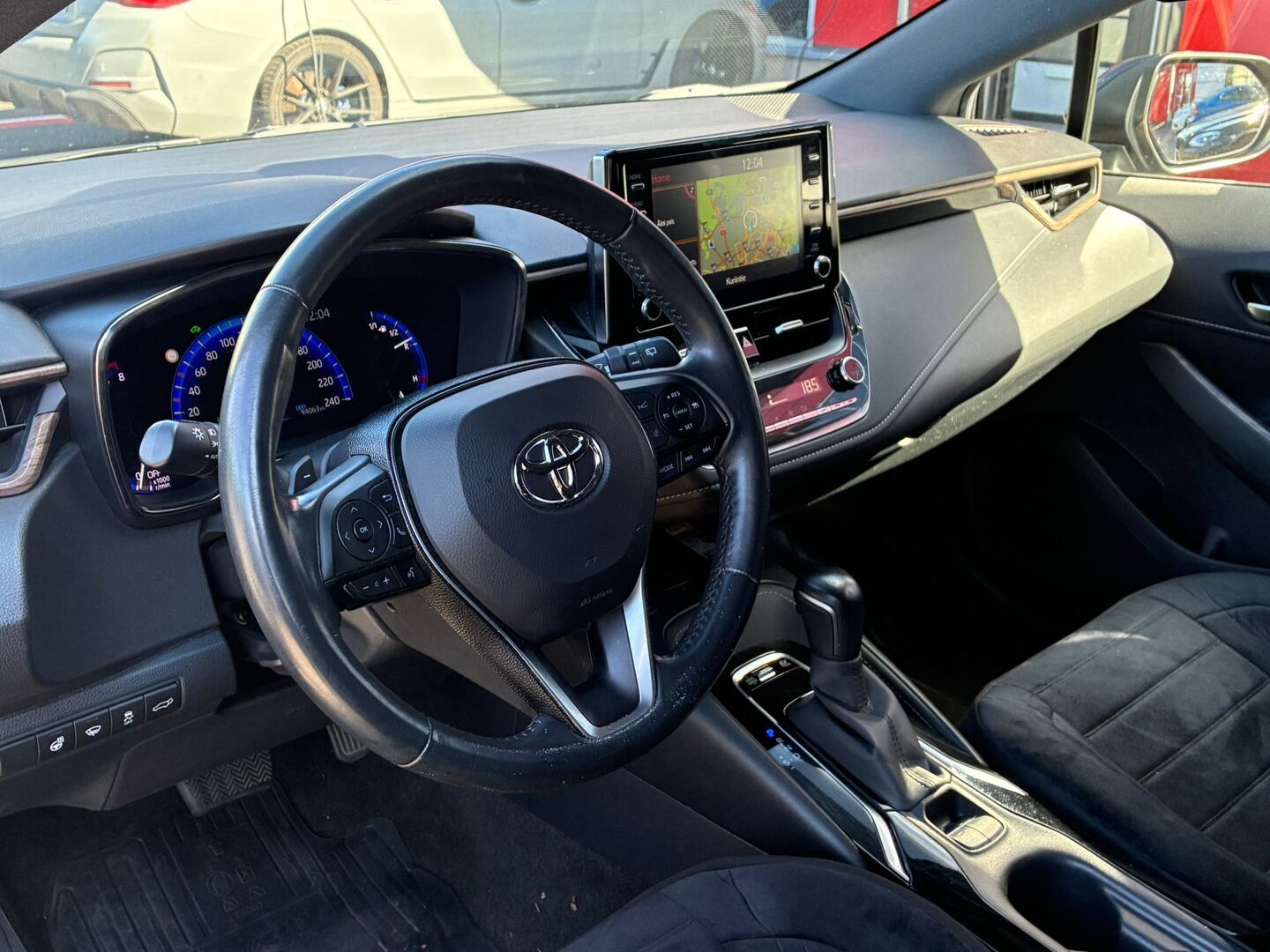 Toyota - Corolla - Touring Sports 2,0 Hybrid TREK - Farmari