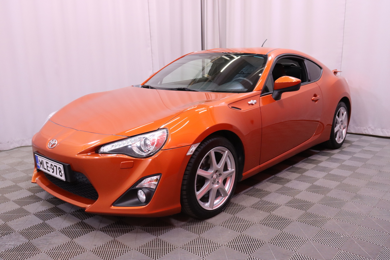 Toyota GT86 2,0 Boxer M/T 2013, kuva 6/29