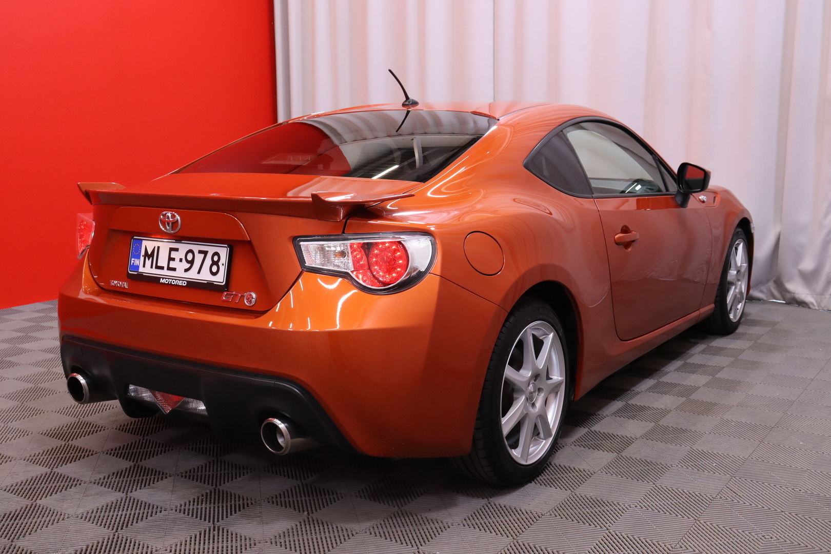 Toyota GT86 2,0 Boxer M/T 2013, kuva 2/29