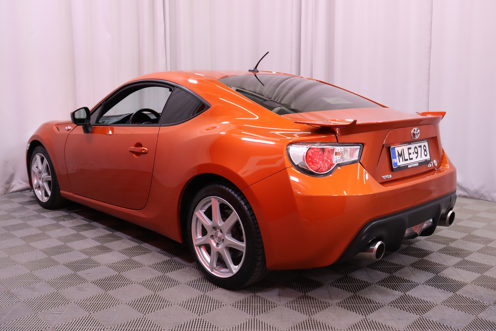 Toyota GT86 2,0 Boxer M/T 2013, kuva 5/29