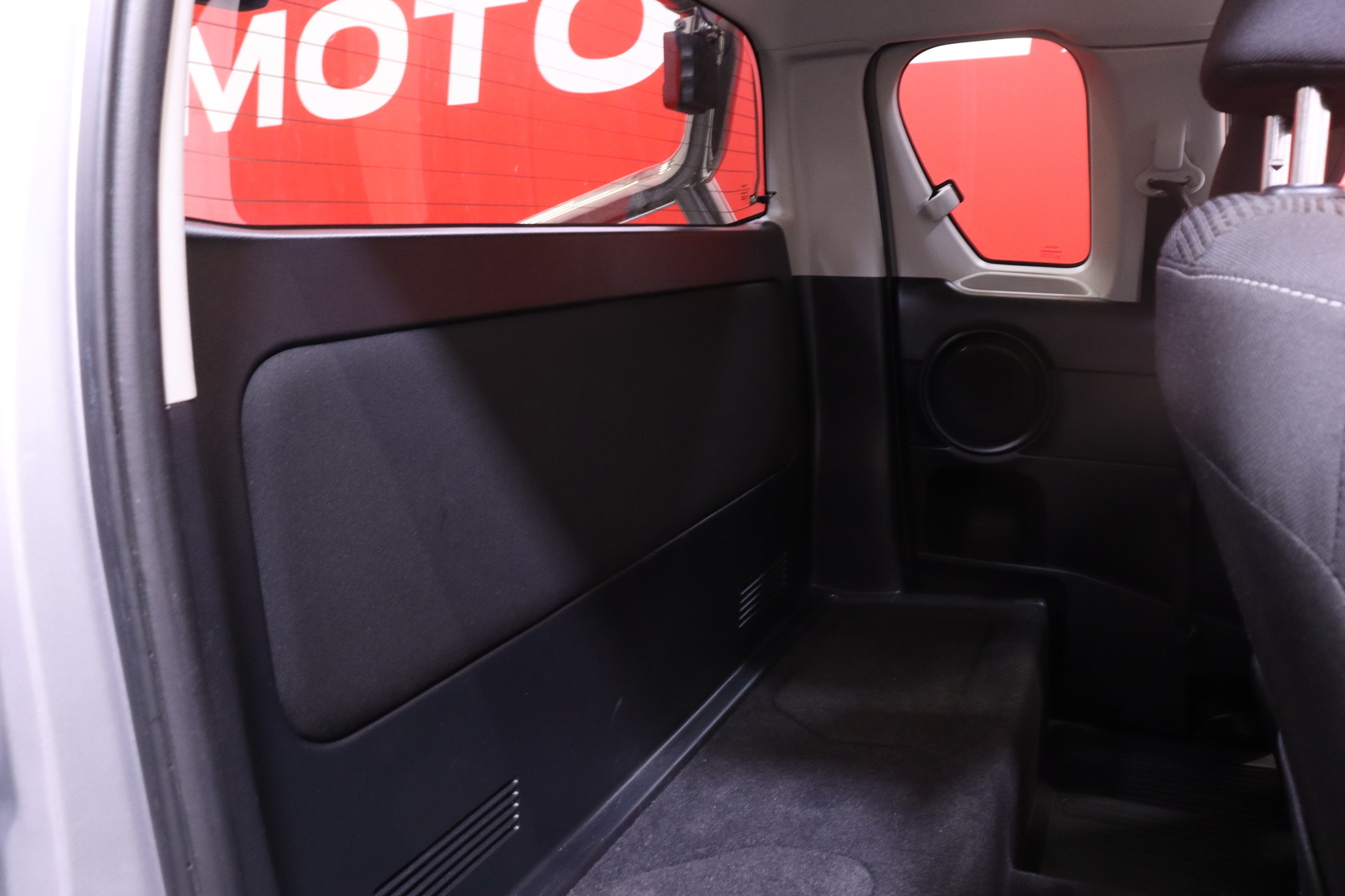 Toyota - Hilux - Extra Cab 2,4 D-4D 150 4WD Active - Avolava