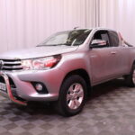 Toyota - Hilux - Extra Cab 2,4 D-4D 150 4WD Active - Avolava