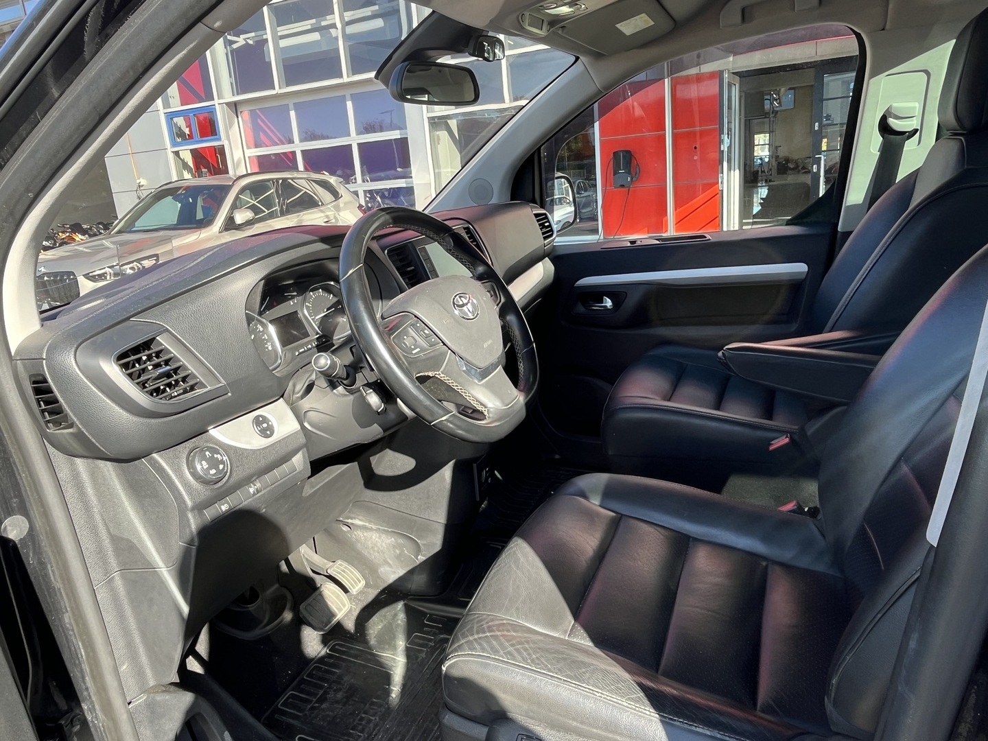 Toyota - Proace Verso - Family L2 2,0 D 180 Automaatti - Tila-auto