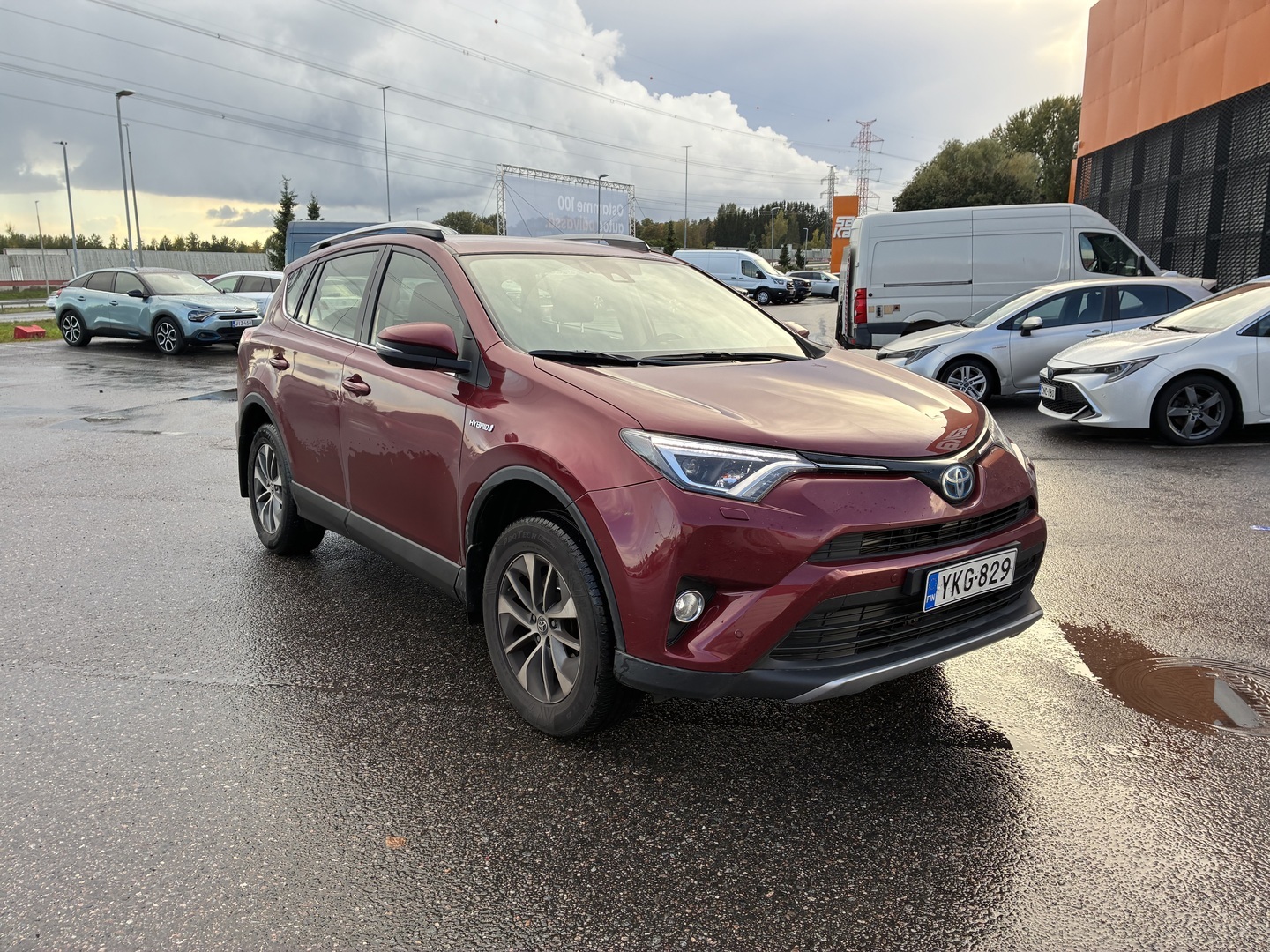 Toyota - RAV4 - 2,5 Hybrid FWD Hybrid Edition - Maastoauto