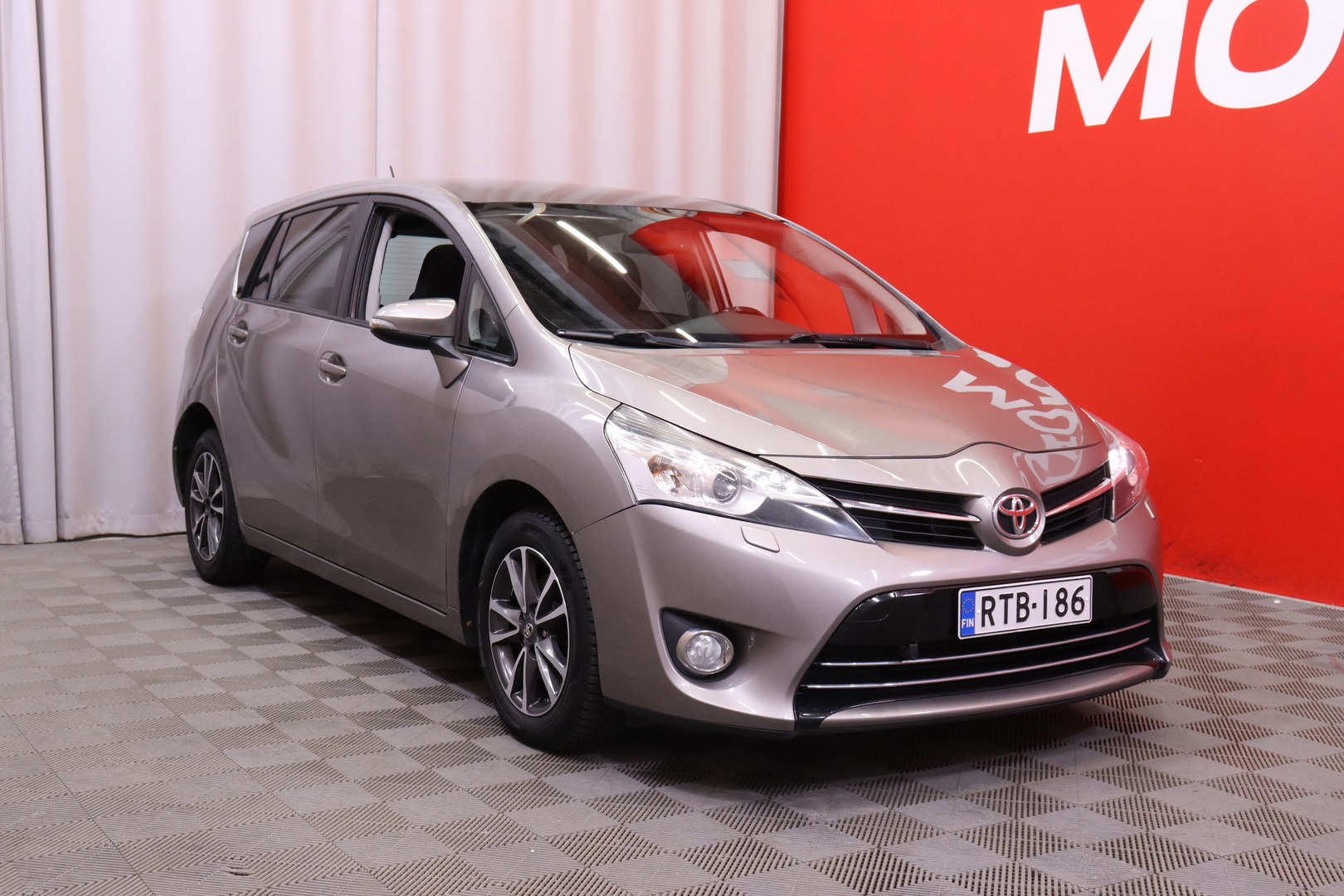 Toyota - Verso - 1,6 D-4D Active 7p - Tila-auto