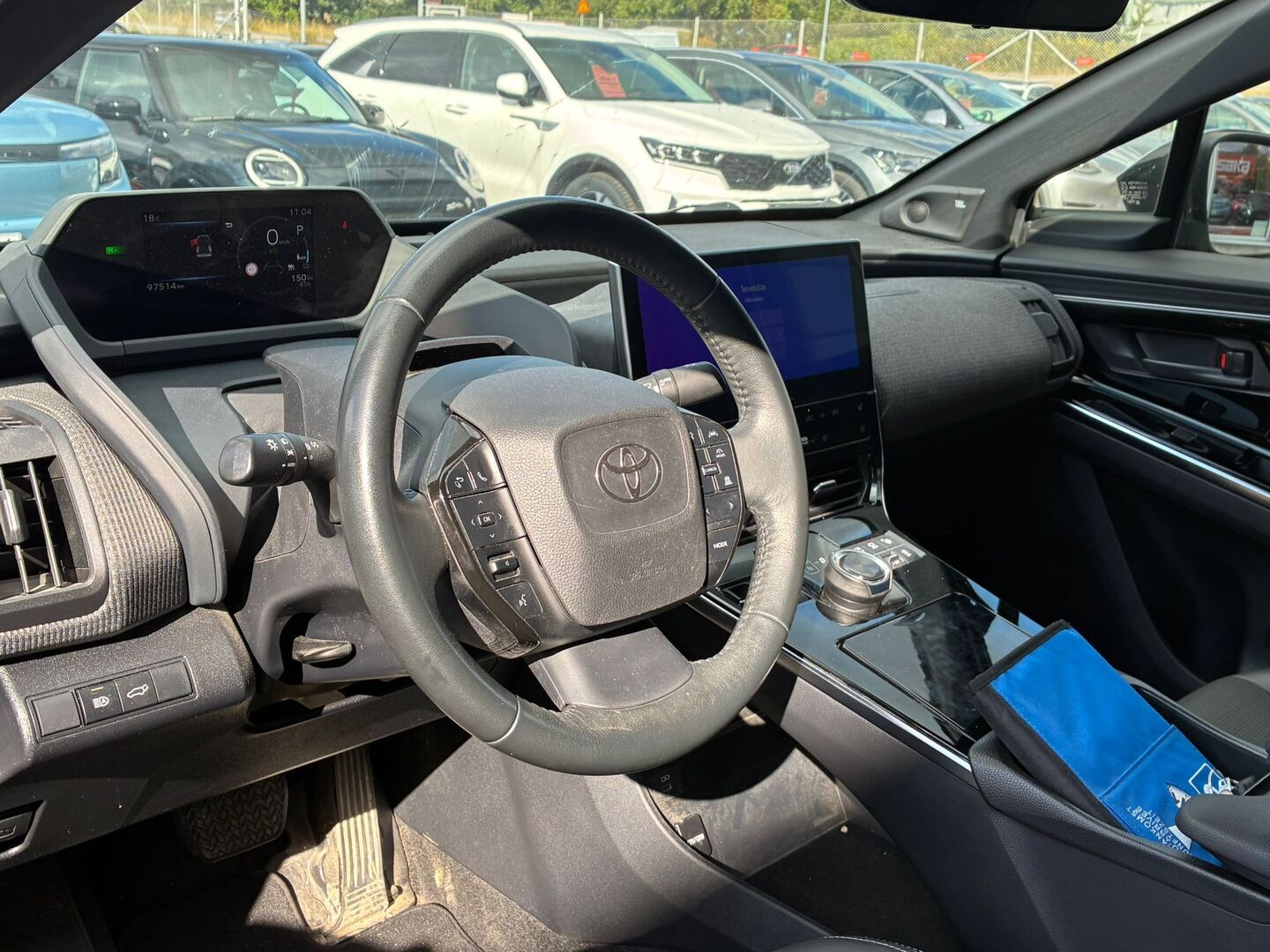 Toyota - bZ4X - Premium AWD - Maastoauto