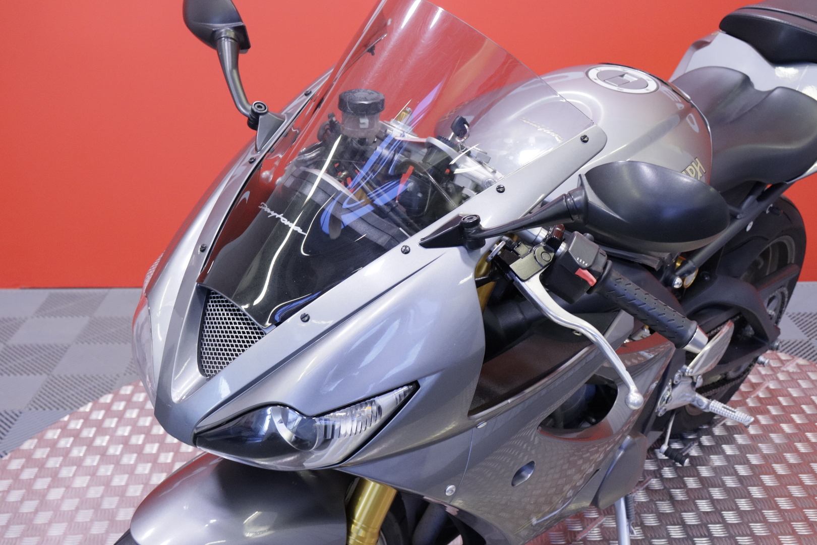 Triumph - Daytona - 675 // Suomi-pyörä / GPR // - Moottoripyörä