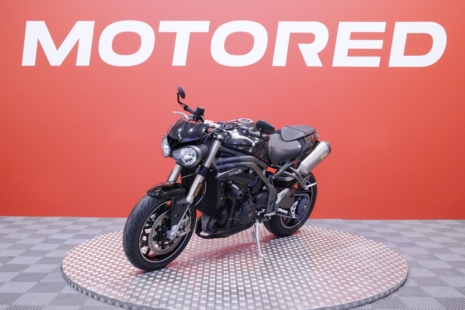 Triumph - SPEED TRIPLE - 1050 S // Suomipyörä / Huoltokirja / Arrow // - Moottoripyörä