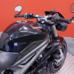 Triumph - SPEED TRIPLE - 1050 S // Suomipyörä / Huoltokirja / Arrow // - Moottoripyörä