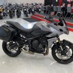 Triumph - TIGER - 660 Sport // Huoltokirja / Suomi-pyörä / Sivulaukut / Shifter // - Moottoripyörä