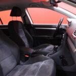 Volkswagen - Golf - Variant Highline 1,6 TDI 77 kW (105 hv) BlueMotion Technology DSG-automaatti - Farmari