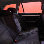 Volkswagen - Golf - Variant Highline 1,6 TDI 77 kW (105 hv) BlueMotion Technology DSG-automaatti - Farmari