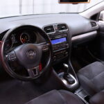 Volkswagen - Golf - Variant Highline 1,6 TDI 77 kW (105 hv) BlueMotion Technology DSG-automaatti - Farmari
