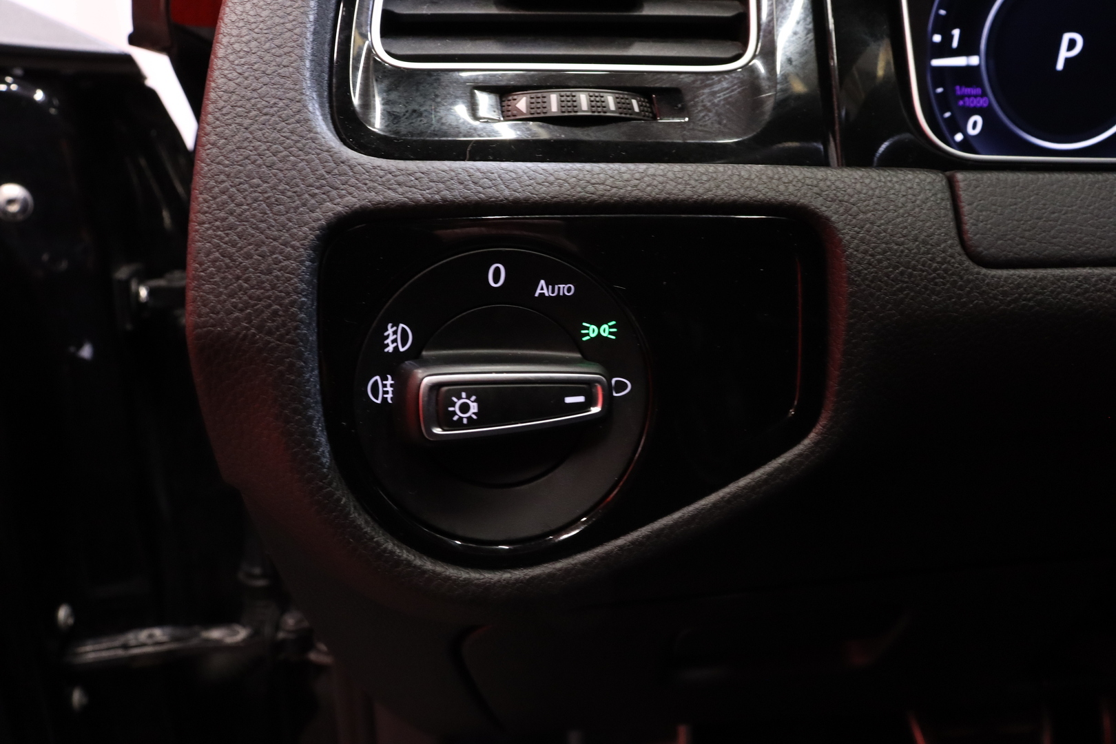 Volkswagen - Golf - Variant GTD 2,0 TDI 135 kW (184 hv) DSG-automaatti - Farmari