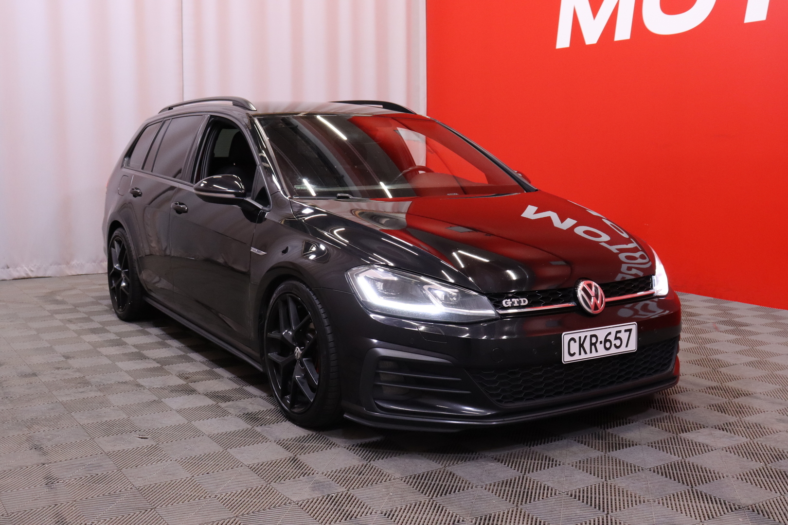Volkswagen - Golf - Variant GTD 2,0 TDI 135 kW (184 hv) DSG-automaatti - Farmari