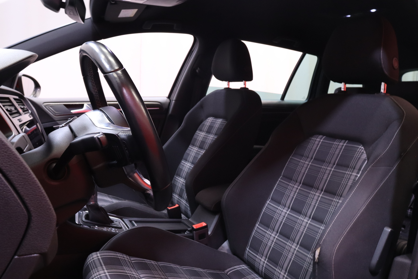 Volkswagen - Golf - Variant GTD 2,0 TDI 135 kW (184 hv) DSG-automaatti - Farmari