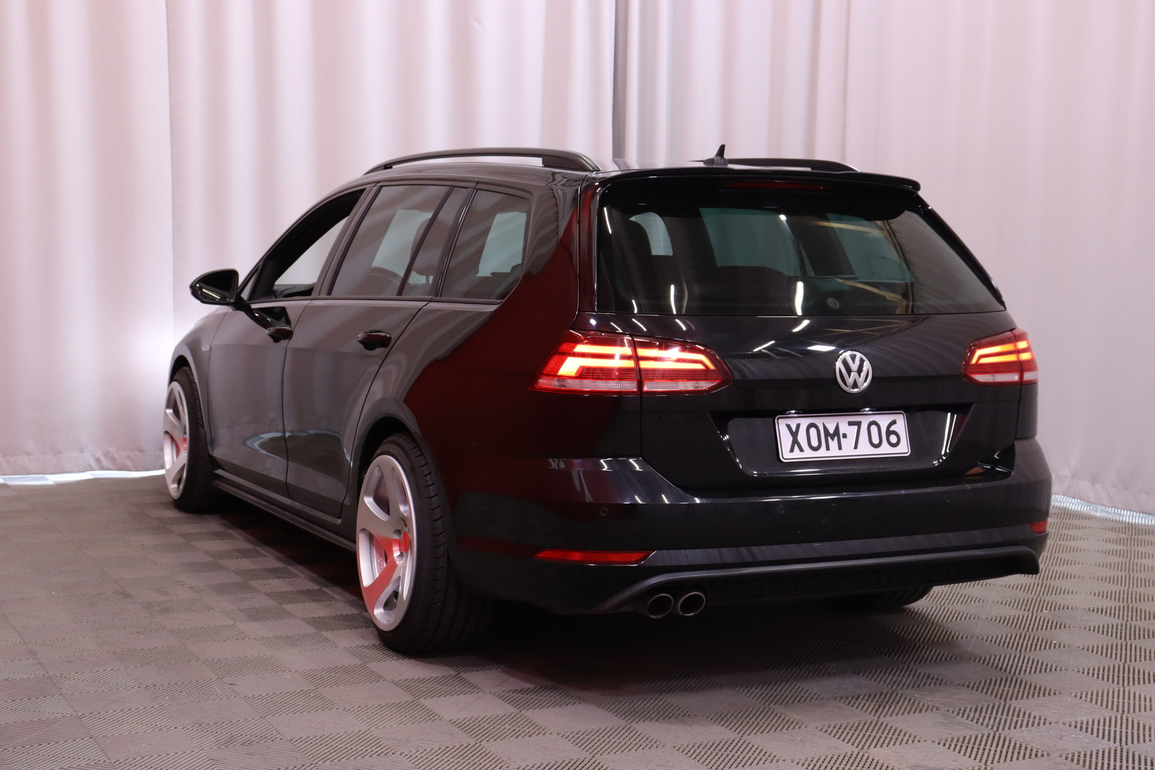 Volkswagen - Golf - Variant GTD 2,0 TDI 135 kW (184 hv) DSG-automaatti - Farmari
