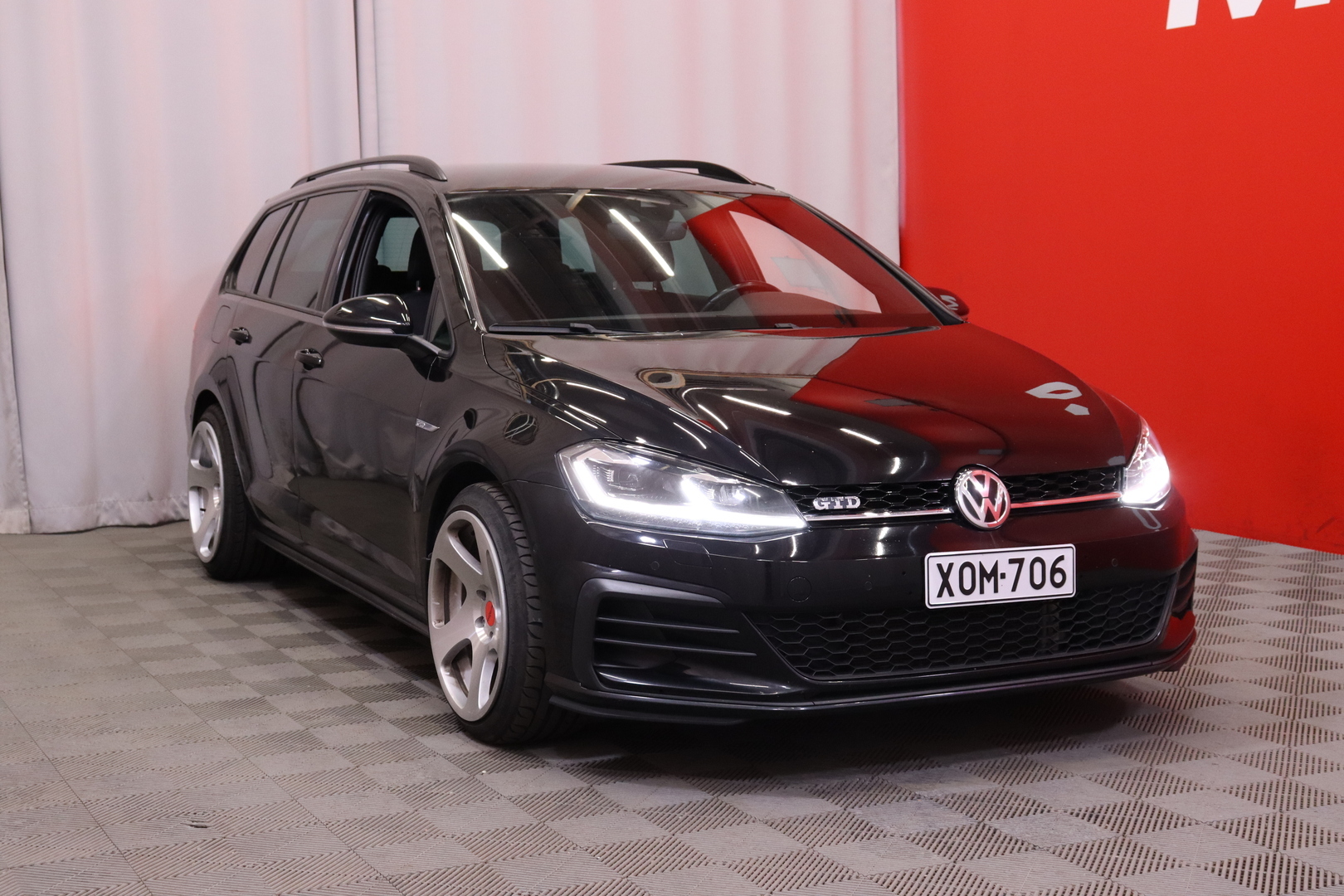 Volkswagen - Golf - Variant GTD 2,0 TDI 135 kW (184 hv) DSG-automaatti - Farmari