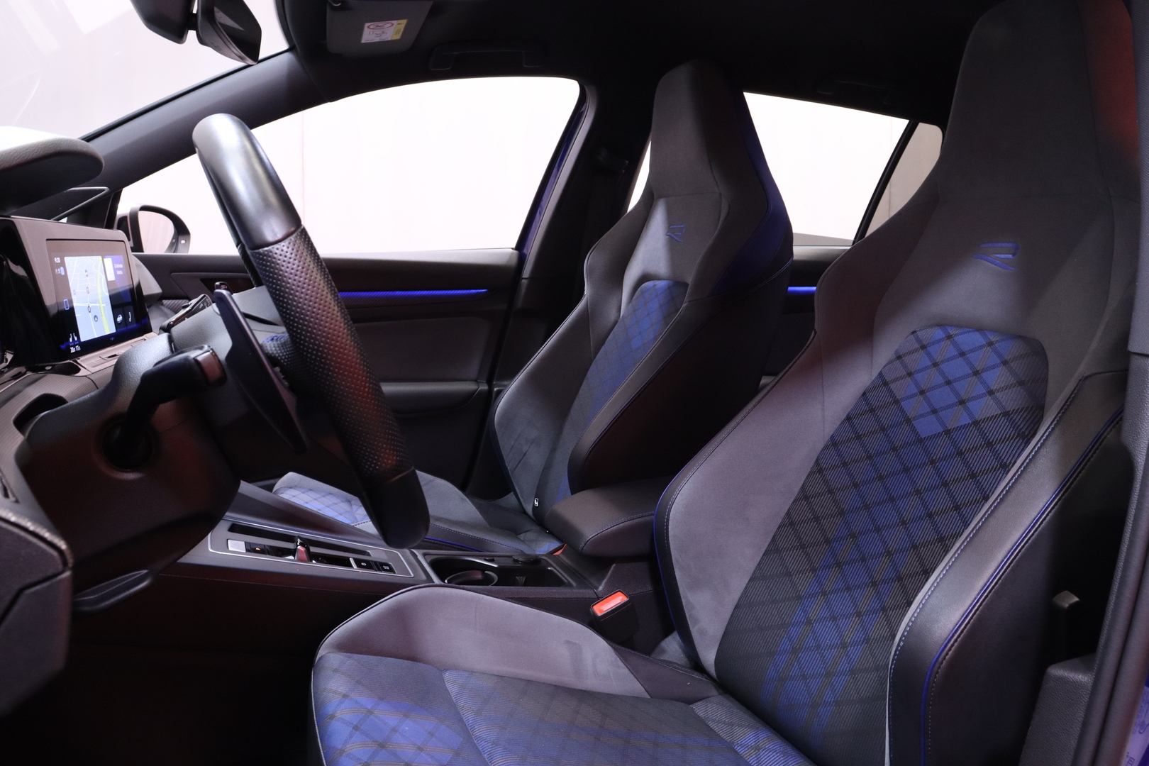 Volkswagen - Golf - Variant R 2,0 TSI 235 kW 4MOTION DSG-automaatti - Farmari