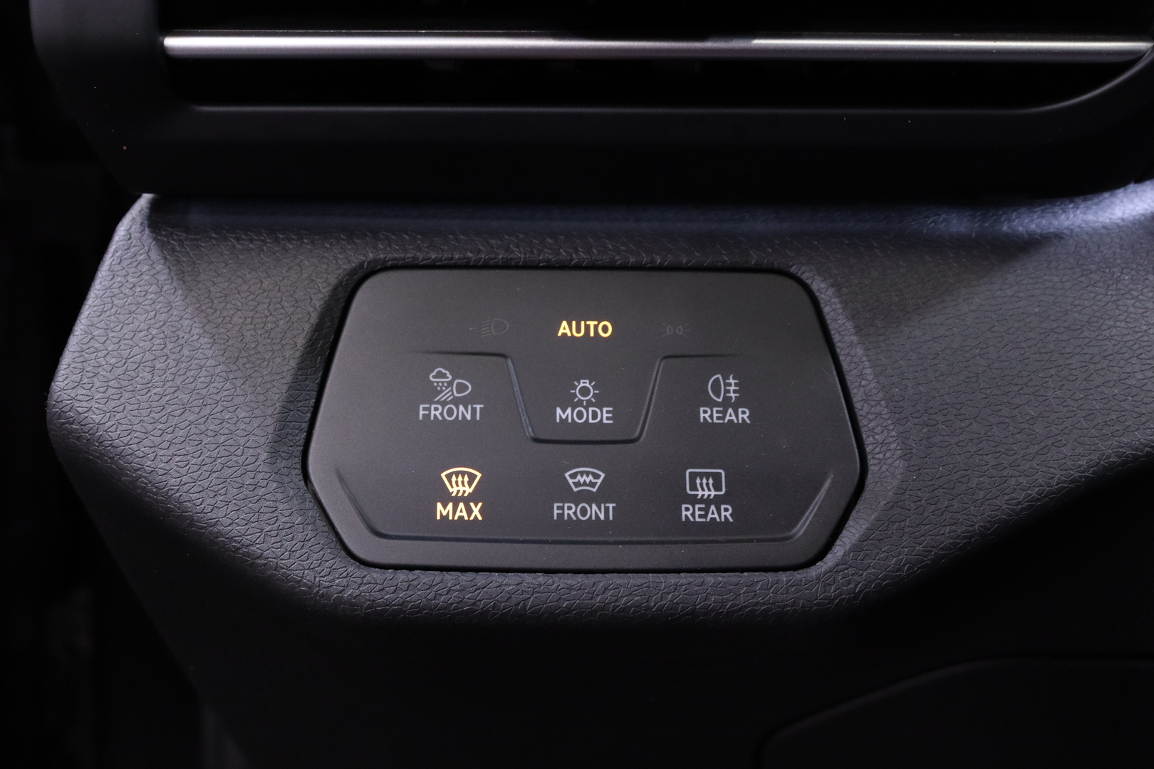 Volkswagen - ID.4 - Pro Performance 1ST Max 150 kW, akku 77 kWh - Maastoauto