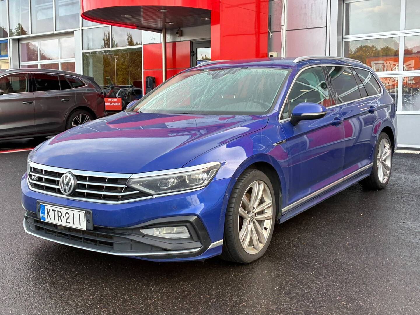 Volkswagen - Passat - Variant R-Line 2,0 TDI EVO SCR 110 kW DSG-automaatti - Farmari