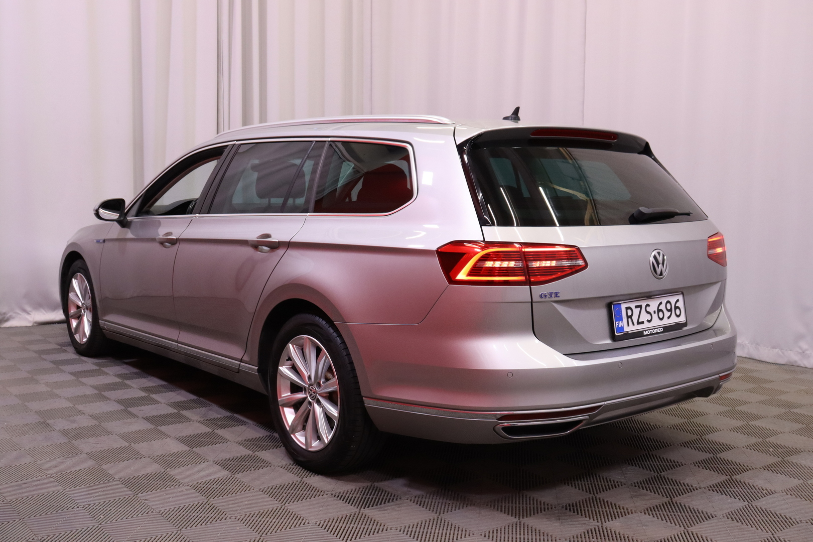 Volkswagen Passat 2016, kuva 5/31